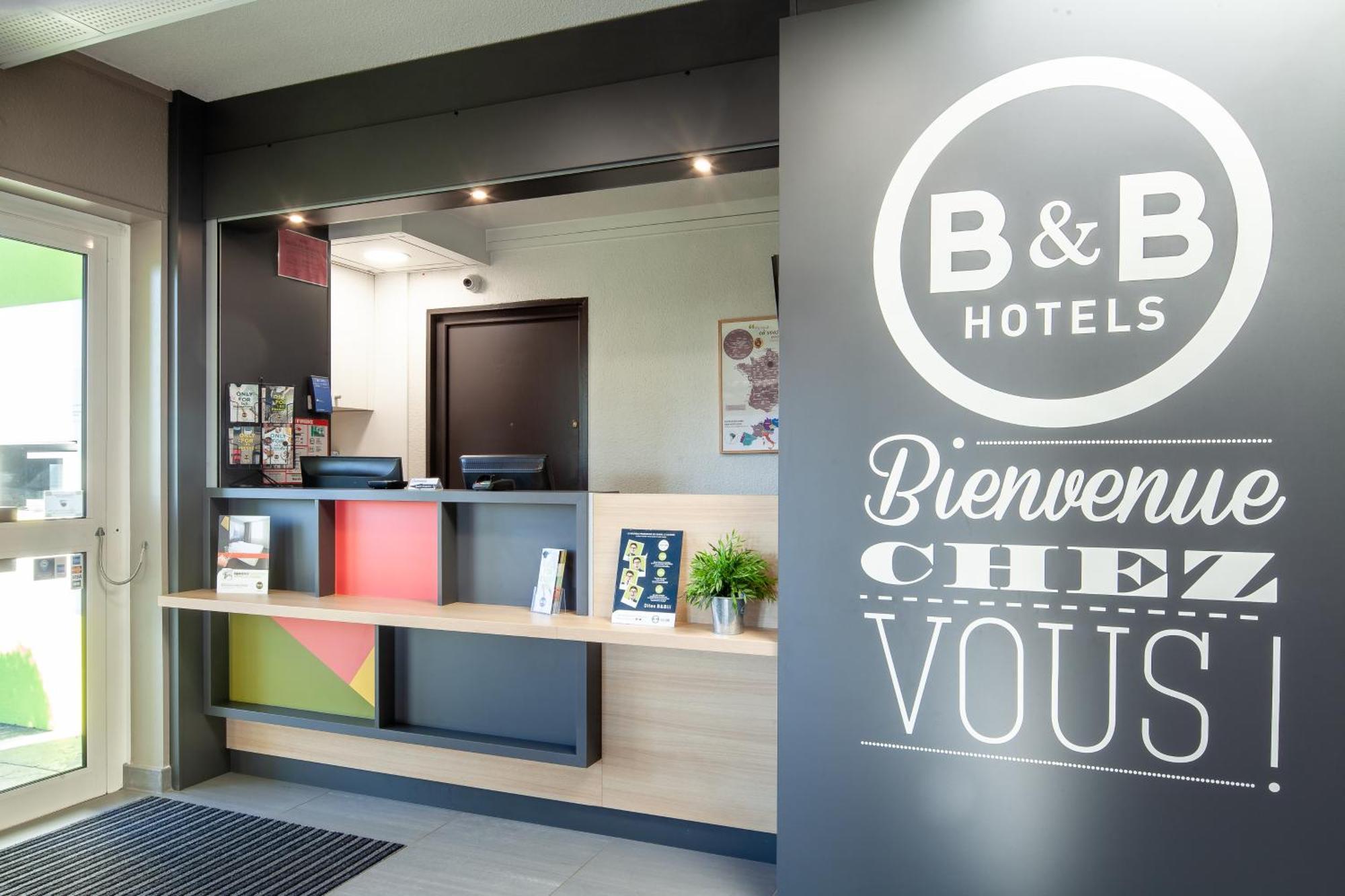 B&B Hotel Maurepas Exterior photo