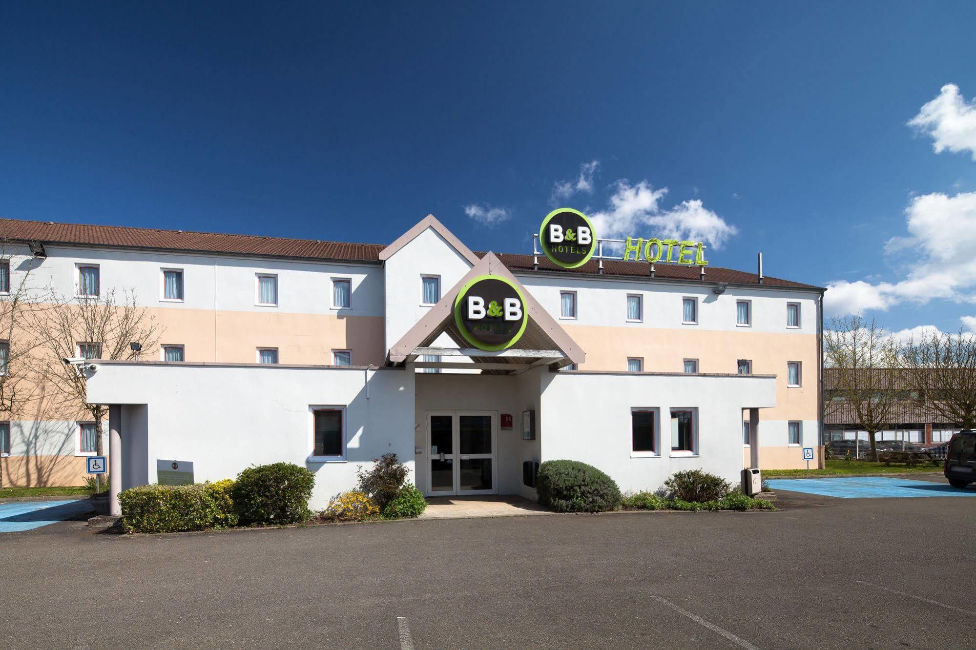 B&B Hotel Maurepas Exterior photo